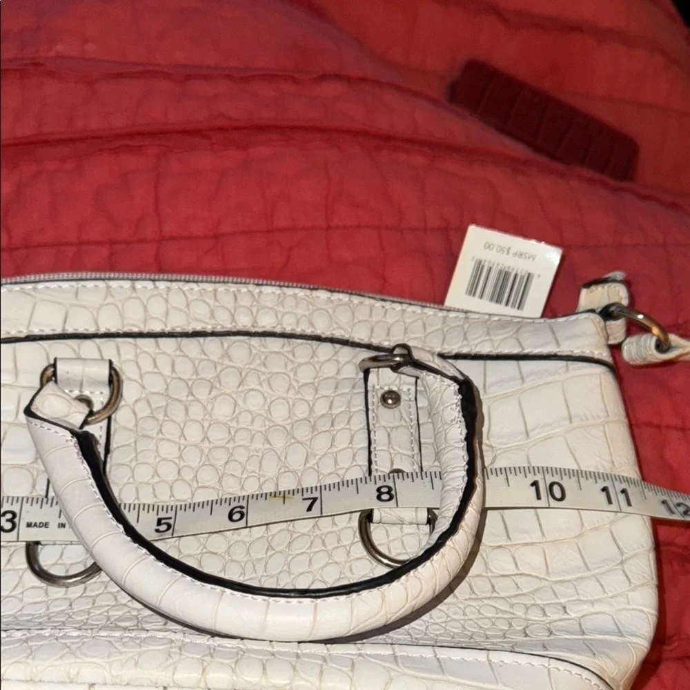 Mondani this satchel